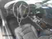 2004 Chevrolet Corvette z VIN 1G1YY22GX45105454, wystawiony jako Copart lot #74618604 z przebiegiem Nie podano mil oraz Nie do naprawy • Non repairable. Historia ofert i sprzedaży dostępna na DreamBid. Obrazek 8.