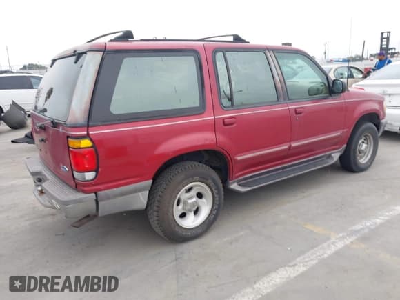 ✅ 1995 Ford Explorer XL • VIN: 1FMDU32X8SZB27364 • Лот: 42471329. Опубликован ранее на IAAI с пробегом 187 562 миль. Бесплатный доступ к архиву аукционных продаж из США и подробный отчёт об истории автомобиля на DreamBid. Изображение 4.