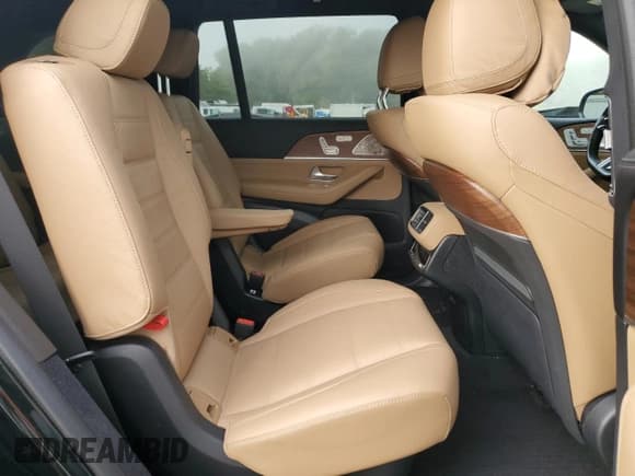 ✅ 2025 Mercedes-Benz GLS 450 • VIN: 4JGFF5KE4SB296092 • Lot: 84911675. Wystawiony na Copart z przebiegiem 14 511 mil. Bezpłatny archiwum sprzedaży aukcyjnych z USA i szczegółowy raport historii pojazdu na DreamBid. Zdjęcie 11.