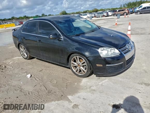 ✅ 2006 Volkswagen Jetta 2.5L • VIN: 3VWSF81KX6M644209 • Lot: 94932355. Listed on Copart with 158,738 mi. Free auction sales archive from the USA and detailed vehicle history report at DreamBid. Image 4.