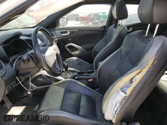 2016 Hyundai Veloster Turbo with VIN KMHTC6AE6GU302425, listed as a Copart auction lot 57547873 with 83,854 mi miles and . Bid and sale history available at DreamBid. Image 7.