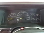 ✅ 1997 Chevrolet Silverado 1500 • VIN: 1GCEC19R8VE176874 • Lot: 71159735. Wystawiony na Copart z przebiegiem 195 845 mil. Bezpłatny archiwum sprzedaży aukcyjnych z USA i szczegółowy raport historii pojazdu na DreamBid. Zdjęcie 9.