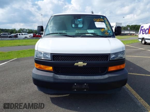 ✅ 2019 Chevrolet Express Cargo • VIN: 1GCWGAFP8K1370495 • Лот: 42692818. Опубликован ранее на IAAI с пробегом 73 398 миль. Бесплатный доступ к архиву аукционных продаж из США и подробный отчёт об истории автомобиля на DreamBid. Изображение 12.