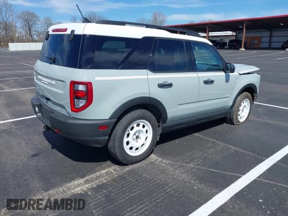 ✅ 2023 Ford Bronco Sport Heritage • VIN: 3FMCR9G69PRE19603 • Lot: 41810899. Listed on IAAI with 5,185 mi. Free auction sales archive from the USA and detailed vehicle history report at DreamBid. Image 4.