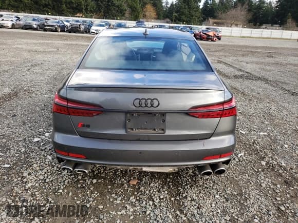 ✅ 2021 Audi S6 Prestige • VIN: WAUFFAF29MN065572 • Лот: 79905403. Опубликован ранее на Copart с пробегом 39 627 миль. Бесплатный доступ к архиву аукционных продаж из США и подробный отчёт об истории автомобиля на DreamBid. Изображение 6.