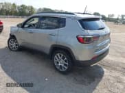 ✅ 2022 Jeep Compass Latitude Lux • VIN: 3C4NJDFBXNT175997 • Lot: 43244958. Wystawiony na IAAI z przebiegiem 42 972 mil. Bezpłatny archiwum sprzedaży aukcyjnych z USA i szczegółowy raport historii pojazdu na DreamBid. Zdjęcie 3.