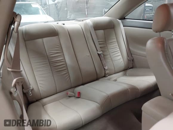 ✅ 2000 Toyota Solara SE • VIN: 2T1CF28P0YC277323 • Lot: 43009240. Listed on IAAI with 48,027 mi. Free auction sales archive from the USA and detailed vehicle history report at DreamBid. Image 8.