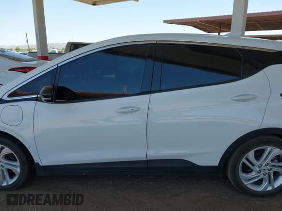 ✅ 2023 Chevrolet Bolt EV 1LT • VIN: 1G1FW6S0XP4112907 • Lot: 42250871. Wystawiony na IAAI z przebiegiem 25 219 mil. Bezpłatny archiwum sprzedaży aukcyjnych z USA i szczegółowy raport historii pojazdu na DreamBid. Zdjęcie 14.