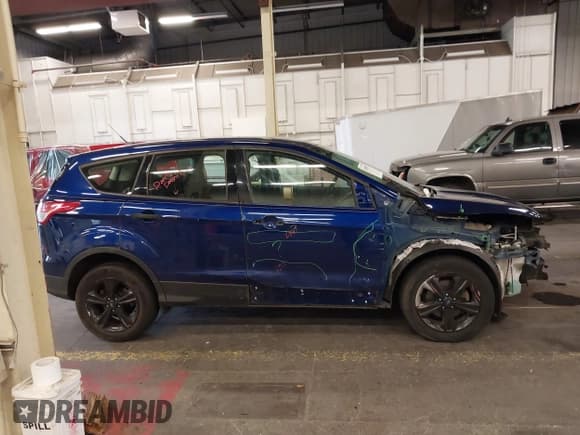 ✅ 2014 Ford Escape S • VIN: 1FMCU0F74EUE54480 • Lot: 43358372. Listed on IAAI with 111,027 mi. Free auction sales archive from the USA and detailed vehicle history report at DreamBid. Image 14.