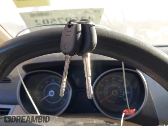 ✅ 2011 Hyundai Elantra GLS • VIN: 5NPDH4AE1BH060807 • Lot: 43597502. Listed on IAAI with 143,234 mi. Free auction sales archive from the USA and detailed vehicle history report at DreamBid. Image 11.