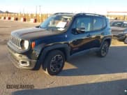 ✅ 2017 Jeep Renegade Trailhawk • VIN: ZACCJBCB8HPE77767 • Лот: 43701094. Опубликован ранее на IAAI с пробегом 120 151 миль. Бесплатный доступ к архиву аукционных продаж из США и подробный отчёт об истории автомобиля на DreamBid. Изображение 2.