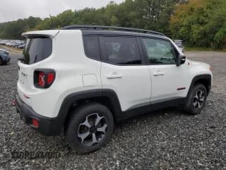 ✅ 2022 Jeep Renegade Trailhawk • VIN: ZACNJDC13NPN53285 • Lot: 67205835. Wystawiony na Copart z przebiegiem 35 195 mil. Bezpłatny archiwum sprzedaży aukcyjnych z USA i szczegółowy raport historii pojazdu na DreamBid. Zdjęcie 3.