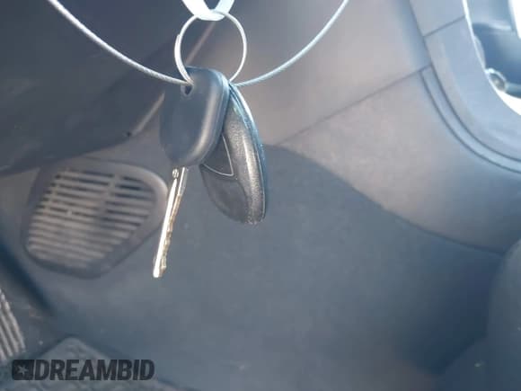 ✅ 2008 GMC Acadia SLE1 • VIN: 1GKER13788J218871 • Lot: 43803505. Listed on IAAI with 293,313 mi. Free auction sales archive from the USA and detailed vehicle history report at DreamBid. Image 11.