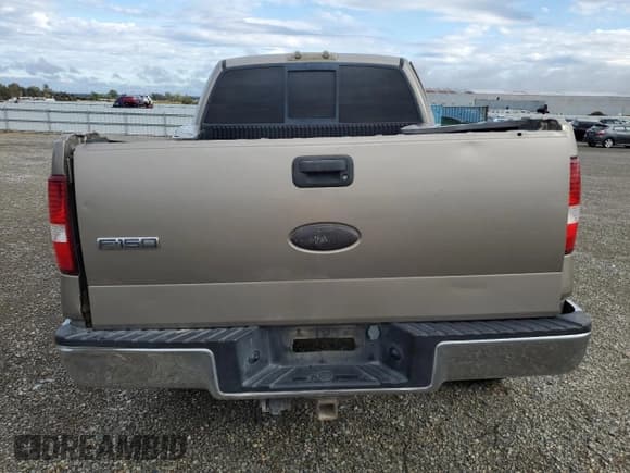 ✅ 2006 Ford F-150 XL • VIN: 1FTRF14546NB19408 • Lot: 84928475. Listed on Copart with 154,700 mi. Free auction sales archive from the USA and detailed vehicle history report at DreamBid. Image 6.