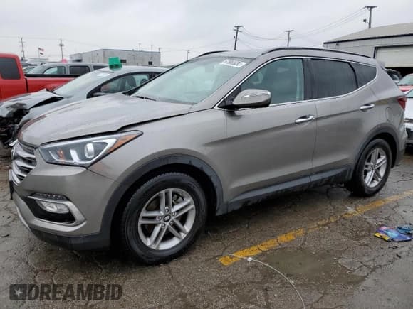 ✅ 2017 Hyundai Santa Fe 2.4L • VIN: 5NMZUDLB9HH043456 • Лот: 67680632. Опубликован ранее на Copart с пробегом 13 430 миль. Бесплатный доступ к архиву аукционных продаж из США и подробный отчёт об истории автомобиля на DreamBid. Изображение 1.