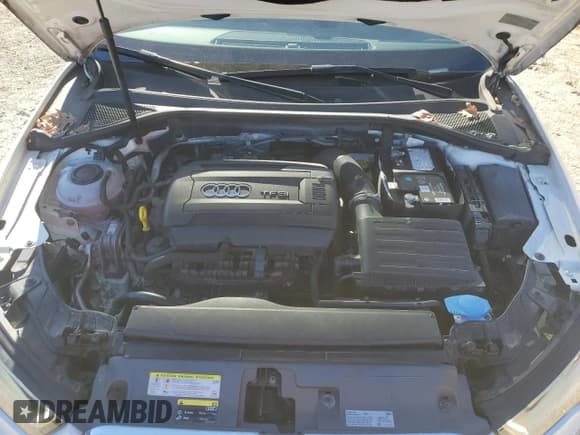 ✅ 2016 Audi A3 Premium • VIN: WAUA7GFF7G1068785 • Лот: 91269935. Опубликован ранее на Copart с пробегом 90 023 миль. Бесплатный доступ к архиву аукционных продаж из США и подробный отчёт об истории автомобиля на DreamBid. Изображение 11.