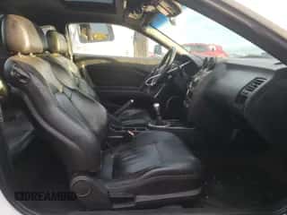 2004 Hyundai Tiburon GT с VIN KMHHN65F84U116609, выставлен на аукционе Copart как лот 89343225 с пробегом 162 133 миль миль и Списание • Salvage title. История ставок и продаж доступна на DreamBid. Изображение 5.