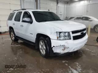 2011 Chevrolet Tahoe LT z VIN 1GNSKBE01BR146873, wystawiony jako IAAI lot #41212135 z przebiegiem 262 793 mil mil oraz . Historia ofert i sprzedaży dostępna na DreamBid. Obrazek 1.