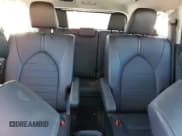 ✅ 2020 Toyota Highlander XLE • VIN: 5TDGZRAH2LS015694 • Lot: 92057195. Listed on Copart with 65,697 mi. Free auction sales archive from the USA and detailed vehicle history report at DreamBid. Image 10.