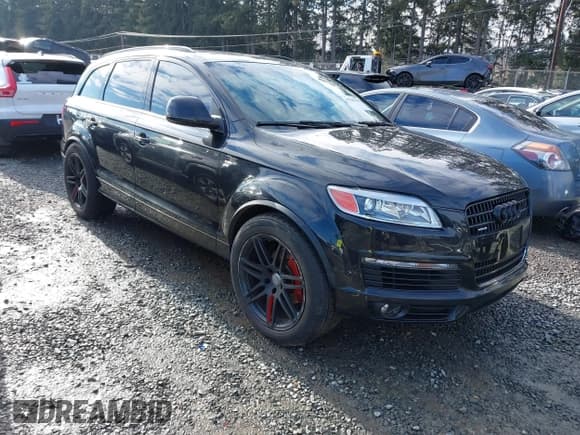 ✅ 2007 Audi Q7 Premium • VIN: WA1EV74L77D076445 • Lot: 41525359. Wystawiony na IAAI z przebiegiem 175 563 mil. Bezpłatny archiwum sprzedaży aukcyjnych z USA i szczegółowy raport historii pojazdu na DreamBid. Zdjęcie 1.