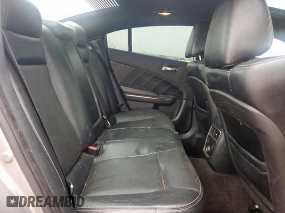 ✅ 2013 Dodge Charger RT Max • VIN: 2C3CDXDT6DH682564 • Lot: 58780755. Wystawiony na Copart z przebiegiem 150 848 mil. Bezpłatny archiwum sprzedaży aukcyjnych z USA i szczegółowy raport historii pojazdu na DreamBid. Zdjęcie 10.