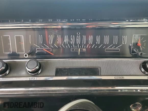 ✅ 1967 Buick Reatta • VIN: 446177K104411 • Lot: 70481544. Wystawiony na Copart z przebiegiem 24 182 mil. Bezpłatny archiwum sprzedaży aukcyjnych z USA i szczegółowy raport historii pojazdu na DreamBid. Zdjęcie 9.