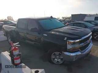 2018 Chevrolet Silverado 1500 LT z VIN 3GCPCREC5JG386053, wystawiony jako IAAI lot #43505435 z przebiegiem 131 243 mil mil oraz . Historia ofert i sprzedaży dostępna na DreamBid. Obrazek 1.