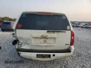 ✅ 2007 Chevrolet Suburban LTZ • VIN: 3GNFK16347G144417 • Lot: 71093544. Wystawiony na Copart z przebiegiem 279 255 mil. Bezpłatny archiwum sprzedaży aukcyjnych z USA i szczegółowy raport historii pojazdu na DreamBid. Zdjęcie 6.