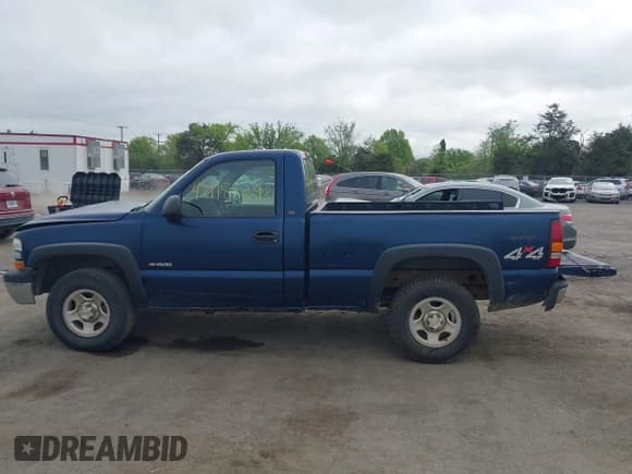 ✅ 2000 Chevrolet Silverado 1500 • VIN: 1GCEK14V0YZ223724 • Lot: 42118829. Listed on IAAI with 80,743 mi. Free auction sales archive from the USA and detailed vehicle history report at DreamBid. Image 14.