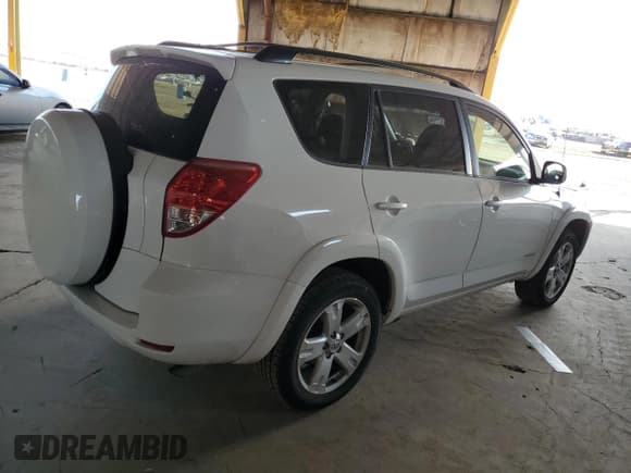 ✅ 2006 Toyota RAV4 Sport • VIN: JTMZD32V266005471 • Лот: 92625965. Опубликован ранее на Copart с пробегом 128 454 миль. Бесплатный доступ к архиву аукционных продаж из США и подробный отчёт об истории автомобиля на DreamBid. Изображение 3.