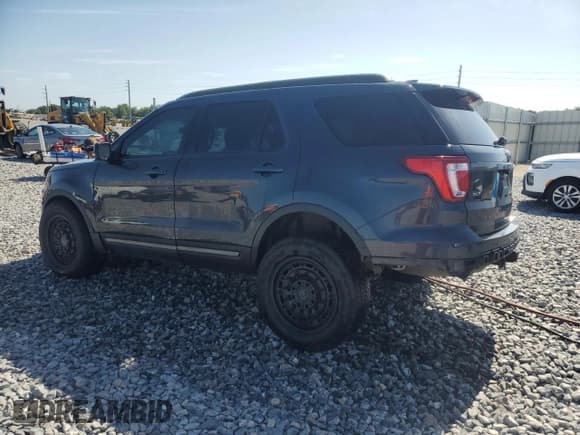 ✅ 2017 Ford Explorer XLT • VIN: 1FM5K8D86HGA04079 • Lot: 57795015. Wystawiony na Copart z przebiegiem 140 621 mil. Bezpłatny archiwum sprzedaży aukcyjnych z USA i szczegółowy raport historii pojazdu na DreamBid. Zdjęcie 2.