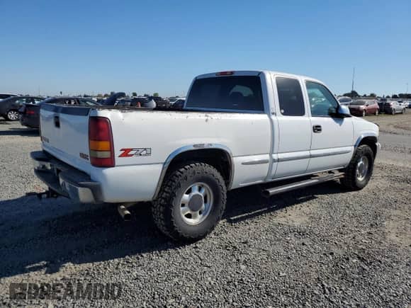 2002 GMC Sierra 1500 SLE с VIN 2GTEK19T421149196, выставлен на аукционе Copart как лот 90694535 с пробегом 246 709 миль миль и Списание • Salvage title. История ставок и продаж доступна на DreamBid. Изображение 3.