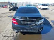 ✅ 2013 Mercedes-Benz C 250 Sport • VIN: WDDGF4HB4DR265408 • Лот: 43401556. Опубликован ранее на IAAI с пробегом 86 361 миль. Бесплатный доступ к архиву аукционных продаж из США и подробный отчёт об истории автомобиля на DreamBid. Изображение 16.