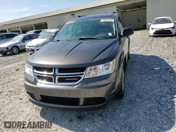 ✅ 2020 Dodge Journey SE Value • VIN: 3C4PDCAB1LT199720 • Лот: 71611075. Опубликован ранее на Copart с пробегом 69 063 миль. Бесплатный доступ к архиву аукционных продаж из США и подробный отчёт об истории автомобиля на DreamBid. Изображение 14.