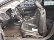 ✅ 2008 Volvo C70 • VIN: YV1MC67288J040720 • Лот: 69177375. Опубликован ранее на Copart с пробегом 78 510 миль. Бесплатный доступ к архиву аукционных продаж из США и подробный отчёт об истории автомобиля на DreamBid. Изображение 7.