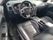 ✅ 2013 Dodge Challenger SXT • VIN: 2C3CDYAG7DH724513 • Lot: 82443884. Wystawiony na Copart z przebiegiem 150 505 mil. Bezpłatny archiwum sprzedaży aukcyjnych z USA i szczegółowy raport historii pojazdu na DreamBid. Zdjęcie 8.