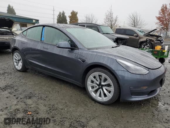 ✅ 2022 Tesla Model 3 Long Range • VIN: 5YJ3E1EB3NF192649 • Lot: 60325185. Wystawiony na Copart z przebiegiem 63 930 mil. Bezpłatny archiwum sprzedaży aukcyjnych z USA i szczegółowy raport historii pojazdu na DreamBid. Zdjęcie 4.