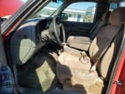 ✅ 1999 Chevrolet Silverado 1500 LS • VIN: 1GCEC14V4XZ148277 • Lot: 92498155. Listed on Copart with 440,237 mi. Free auction sales archive from the USA and detailed vehicle history report at DreamBid. Image 7.