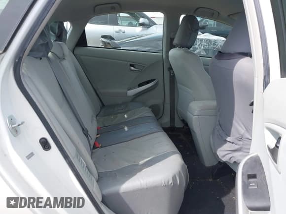 ✅ 2012 Toyota Prius Four • VIN: JTDKN3DU1C5523902 • Lot: 37681697. Wystawiony na IAAI z przebiegiem 100 366 mil. Bezpłatny archiwum sprzedaży aukcyjnych z USA i szczegółowy raport historii pojazdu na DreamBid. Zdjęcie 8.