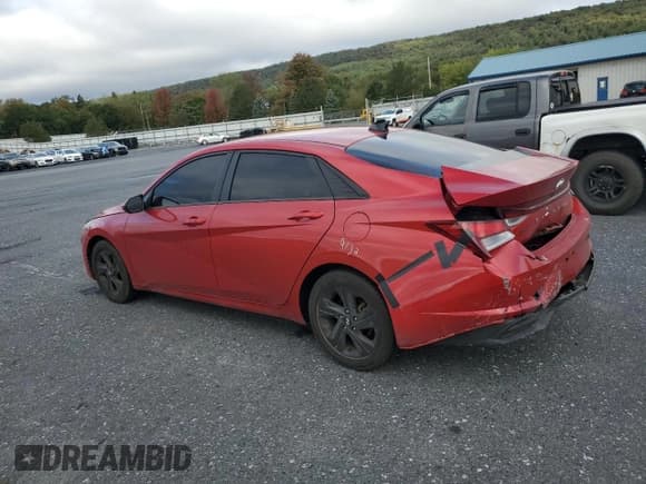 ✅ 2022 Hyundai Elantra SEL • VIN: 5NPLM4AG0NH076123 • Lot: 86461505. Listed on Copart with 49,856 mi. Free auction sales archive from the USA and detailed vehicle history report at DreamBid. Image 2.