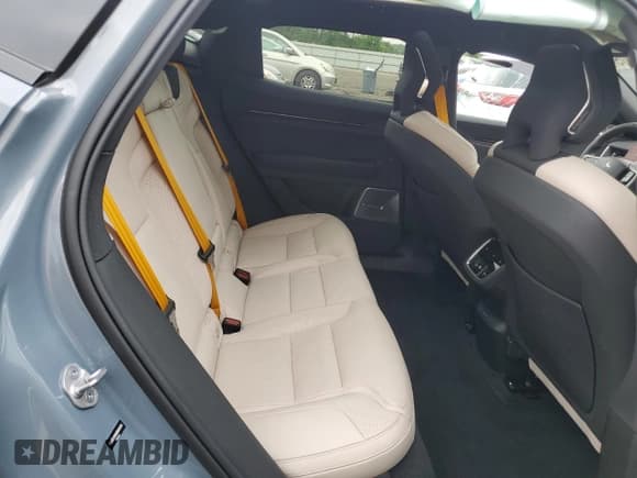 ✅ 2025 Polestar 3 Performance Launch Edition • VIN: YSREE3YB9SB003239 • Lot: 69486905. Listed on Copart with 14,498 mi. Free auction sales archive from the USA and detailed vehicle history report at DreamBid. Image 11.