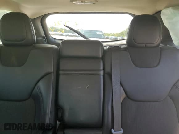 ✅ 2017 Jeep Cherokee Trailhawk • VIN: 1C4PJMBB1HW552200 • Lot: 68689395. Listed on Copart with 112,204 mi. Free auction sales archive from the USA and detailed vehicle history report at DreamBid. Image 10.