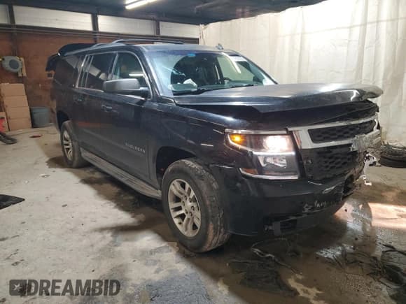 ✅ 2015 Chevrolet Suburban LT • VIN: 1GNSKJKC0FR235929 • Лот: 89508065. Опубликован ранее на Copart с пробегом 212 595 миль. Бесплатный доступ к архиву аукционных продаж из США и подробный отчёт об истории автомобиля на DreamBid. Изображение 4.