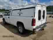 2004 Chevrolet Silverado 1500 LS z VIN 1GCEC14TX4E211982, wystawiony jako Copart lot #65004125 z przebiegiem 131 121 mil mil oraz Szkoda całkowita • Salvage title. Historia ofert i sprzedaży dostępna na DreamBid. Obrazek 2.