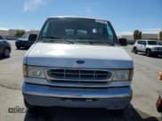 ✅ 1999 Ford Econoline Passenger XL • VIN: 1FBNE31LXXHA06972 • Lot: 65791985. Wystawiony na Copart z przebiegiem 231 201 mil. Bezpłatny archiwum sprzedaży aukcyjnych z USA i szczegółowy raport historii pojazdu na DreamBid. Zdjęcie 5.