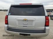 ✅ 2017 Chevrolet Suburban LT • VIN: 1GNSKHKC8HR179265 • Lot: 77441194. Wystawiony na Copart z przebiegiem 89 951 mil. Bezpłatny archiwum sprzedaży aukcyjnych z USA i szczegółowy raport historii pojazdu na DreamBid. Zdjęcie 6.