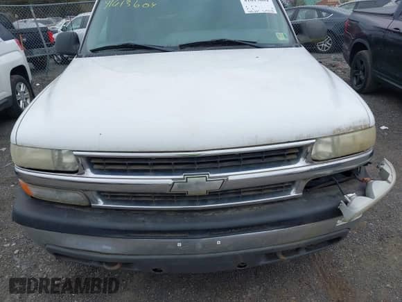 2000 Chevrolet Suburban LT с VIN 3GNFK16T7YG222237, выставлен на аукционе IAAI как лот 41613604 с пробегом 258 537 миль миль и . История ставок и продаж доступна на DreamBid. Изображение 6.