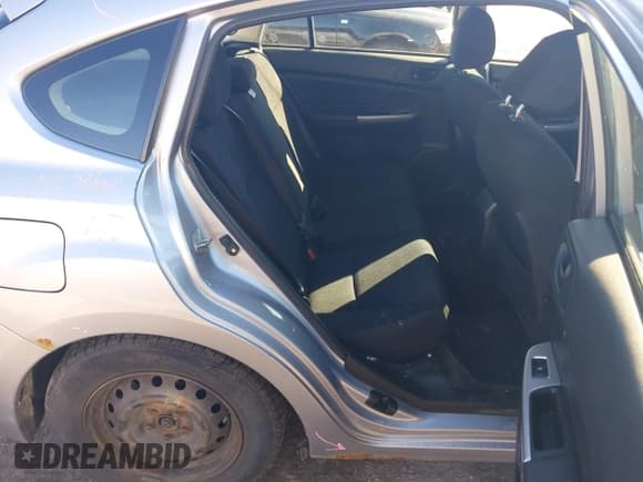 ✅ 2015 Subaru Impreza 2.0i • VIN: JF1GPAA69F9327297 • Lot: 43482533. Wystawiony na IAAI z przebiegiem 160 803 mil. Bezpłatny archiwum sprzedaży aukcyjnych z USA i szczegółowy raport historii pojazdu na DreamBid. Zdjęcie 8.