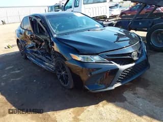 ✅ 2019 Toyota Camry SE • VIN: 4T1B11HK9KU239538 • Лот: 43450438. Опубликован ранее на IAAI с пробегом 104 773 миль. Бесплатный доступ к архиву аукционных продаж из США и подробный отчёт об истории автомобиля на DreamBid. Изображение 1.