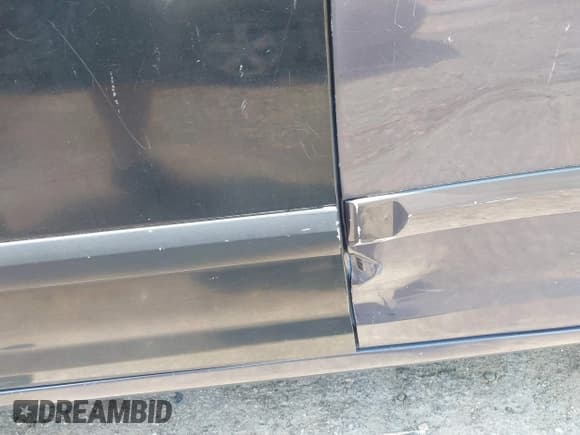 ✅ 2001 Hyundai Elantra GLS • VIN: KMHDN45D21U175278 • Lot: 42390546. Wystawiony na IAAI z przebiegiem 250 001 mil. Bezpłatny archiwum sprzedaży aukcyjnych z USA i szczegółowy raport historii pojazdu na DreamBid. Zdjęcie 12.